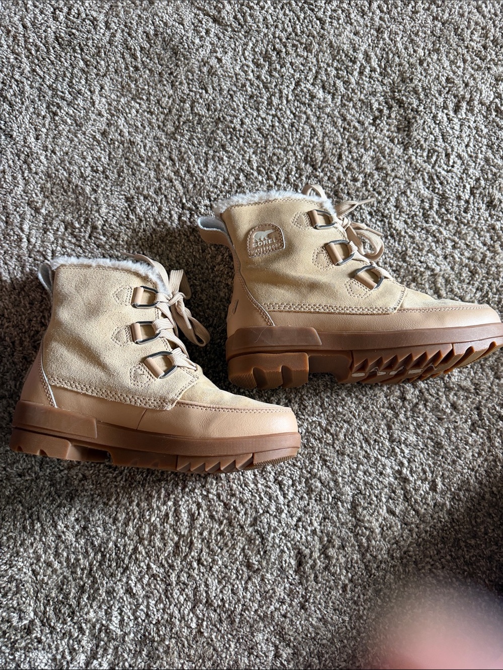 Sorel Women’s Beige Tan Winter Boot with Plush Lining